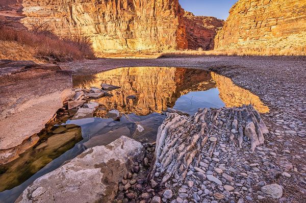 Ford, John 아티스트의 Pool-Colorado River-Moab-Utah작품입니다.